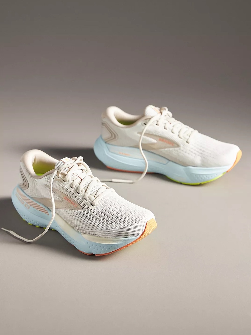 NEW Brooks Glycerin 21 sneakers